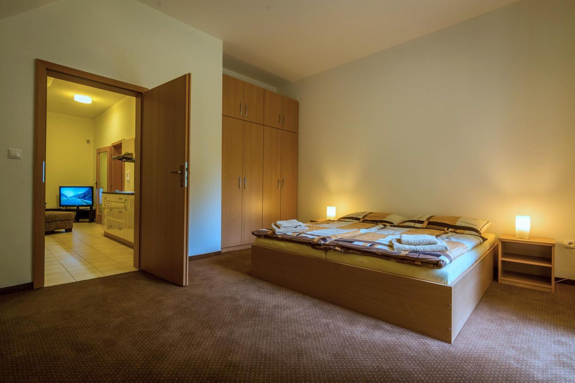 Apartmany Weissov Dom Banska Stiavnica Ruang foto